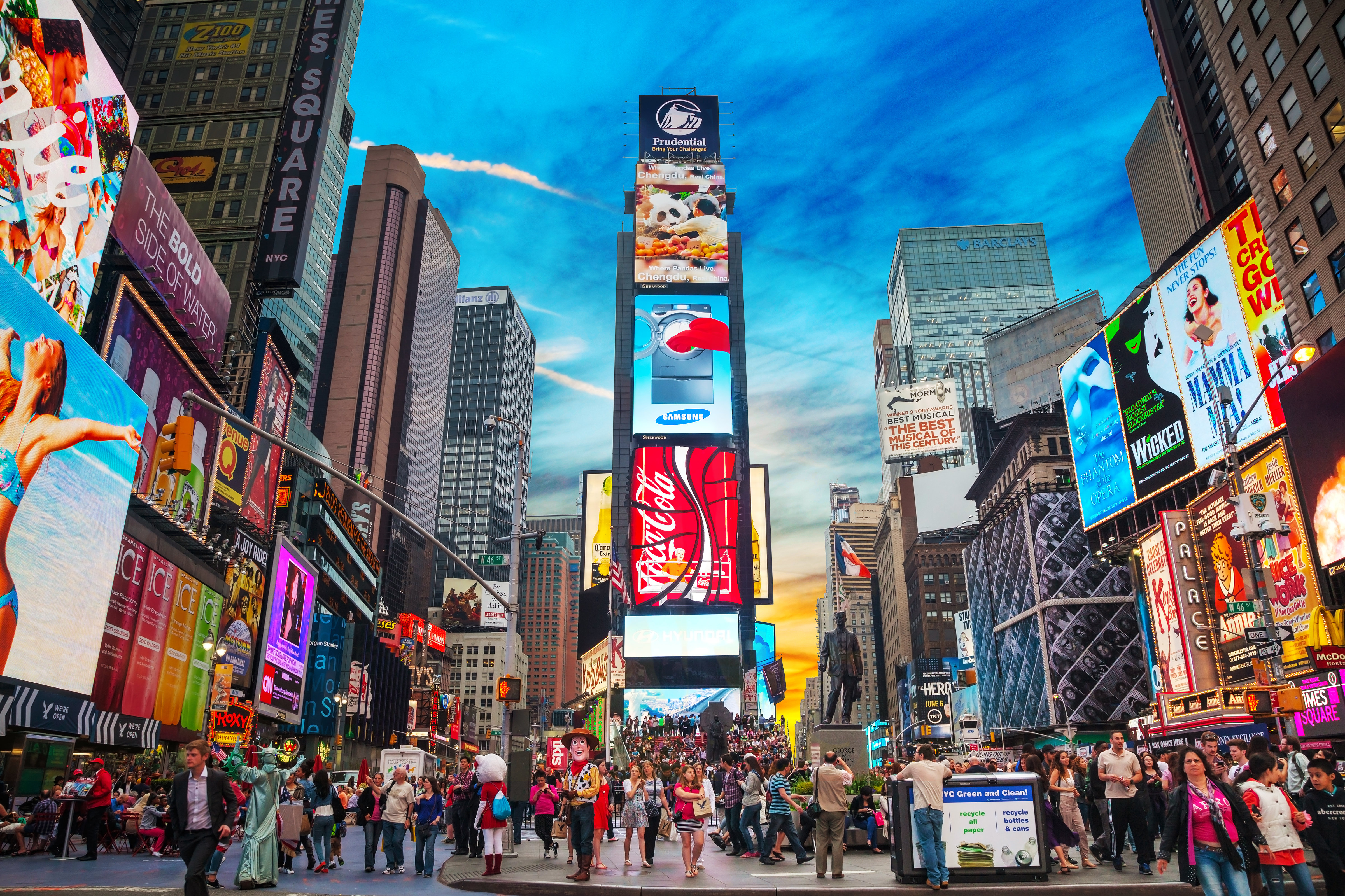 Image of Time Square symbolizing location of OnGo deployment by Connectivity Wireless